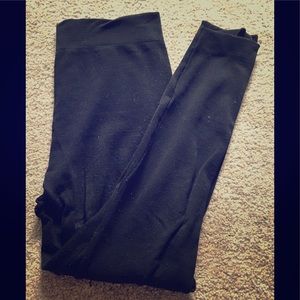 Black fleece lined leggings.